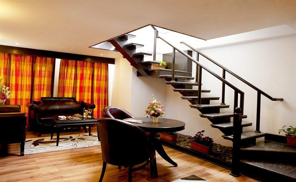 Oh Biz Premier At Leonia Hyderabad Exterior foto